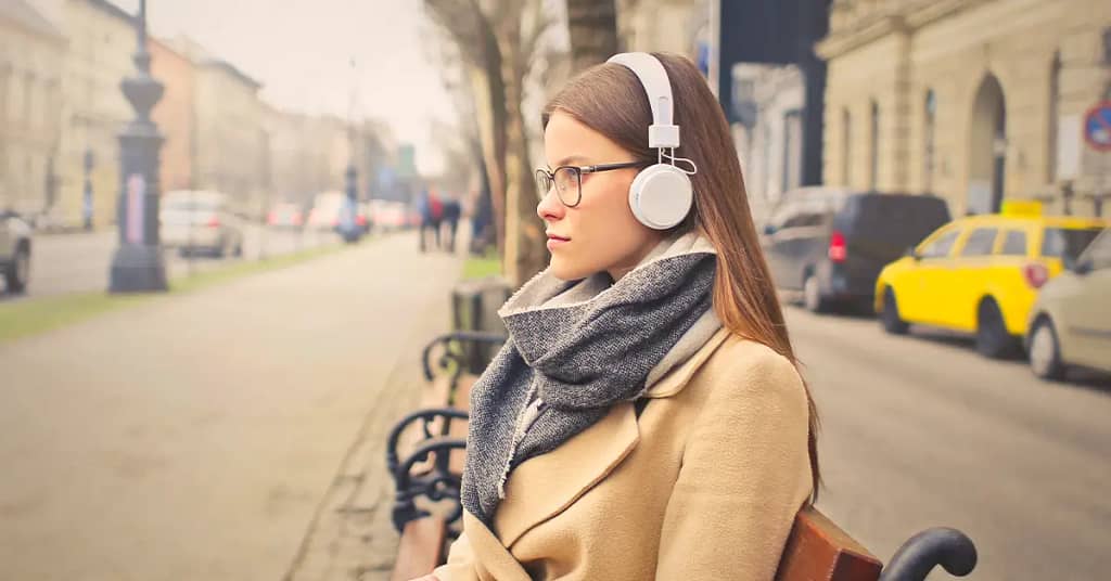 why Cheap Wireless Headphones are So Popular