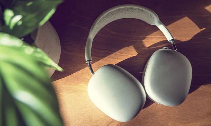 Uses of Noise Cancelling Headphones for Anxiety