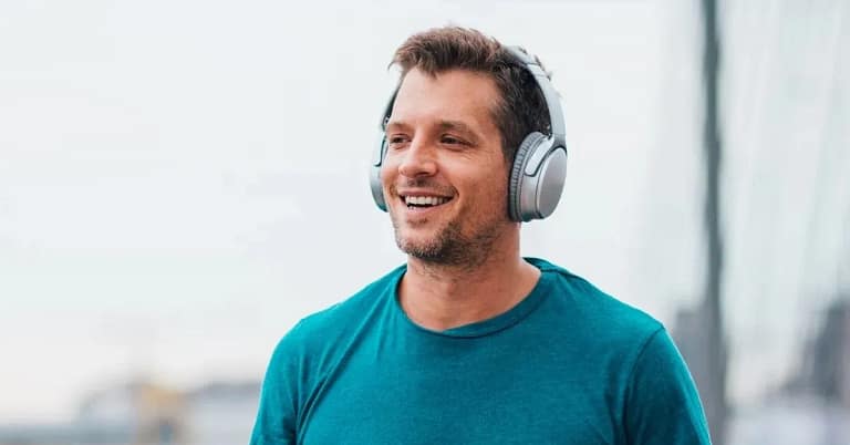 How to Choose the Right Noise Cancelling Headphones for Anxiety Relief